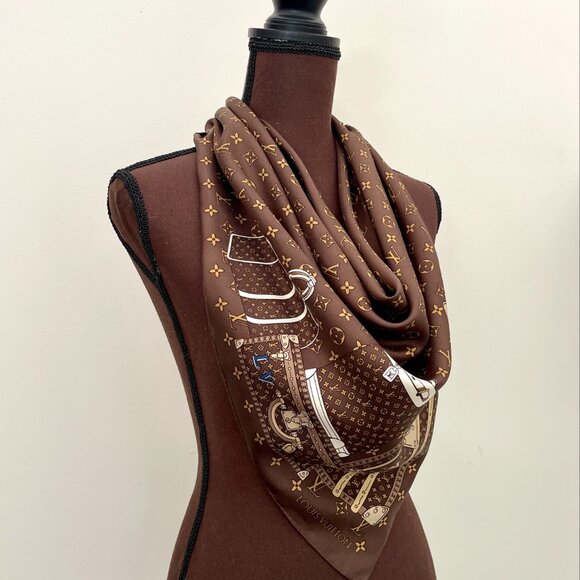 Louis Vuitton Silk Wrap Iconic Monogram Trunks Luggage Brown Classic Scarf - Picture 14 of 16